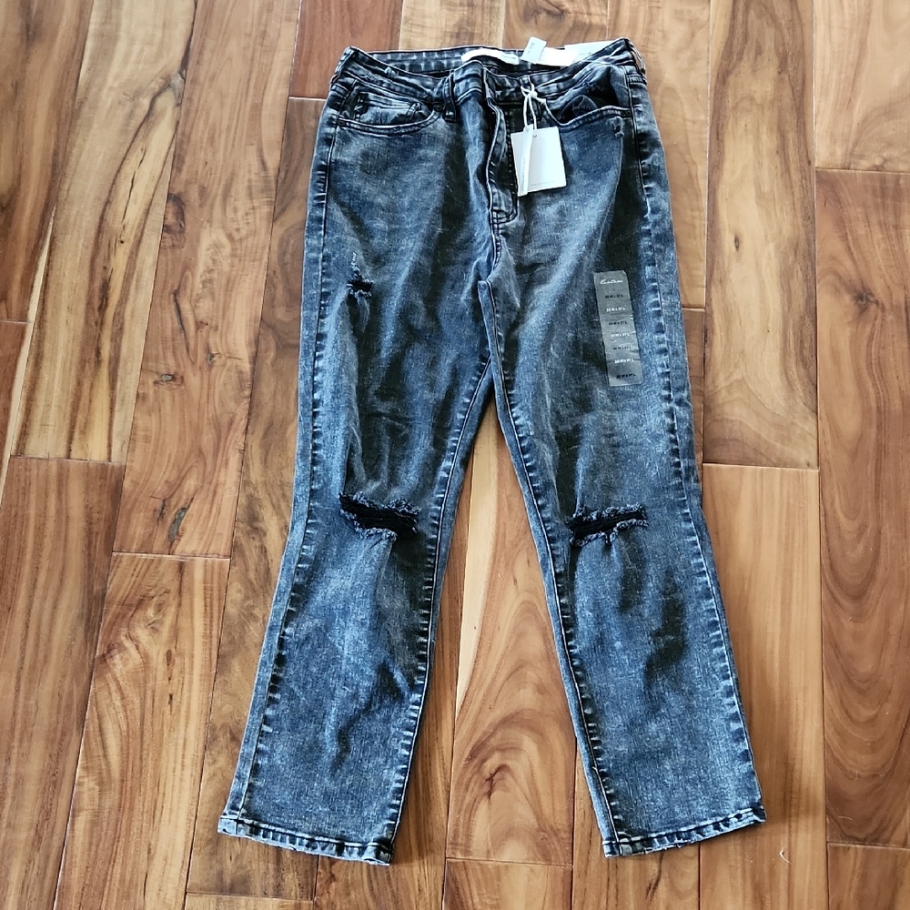 KanCan 28x27 NWT Distressed Black Denim Jeans